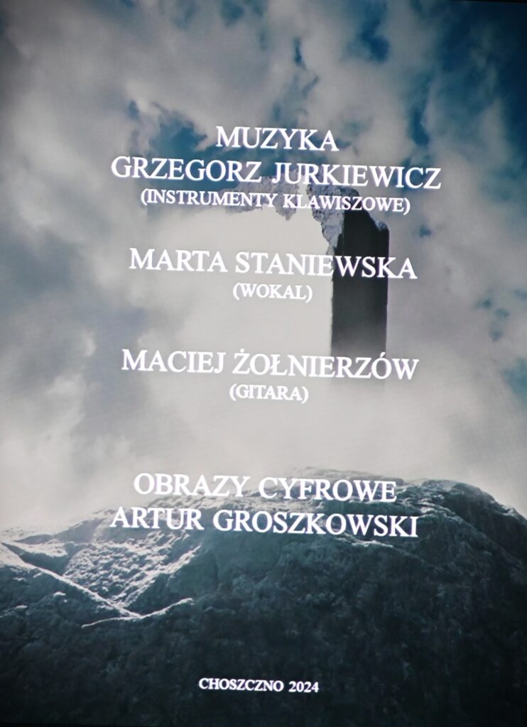 Slajd prezentacji z nazwiskami wykonawców.